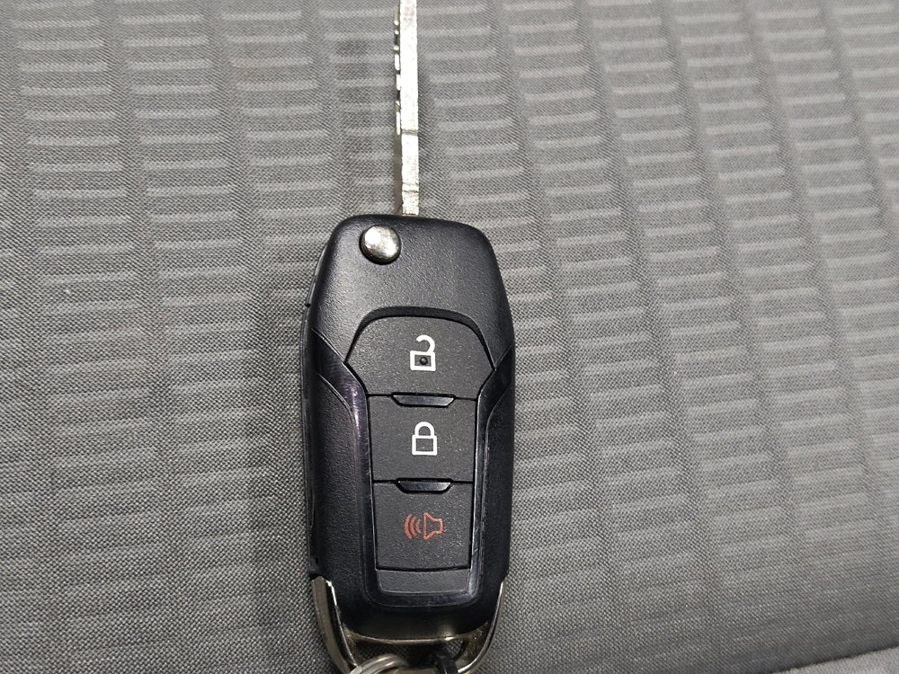 Used 2020 Ford Escape S image 32