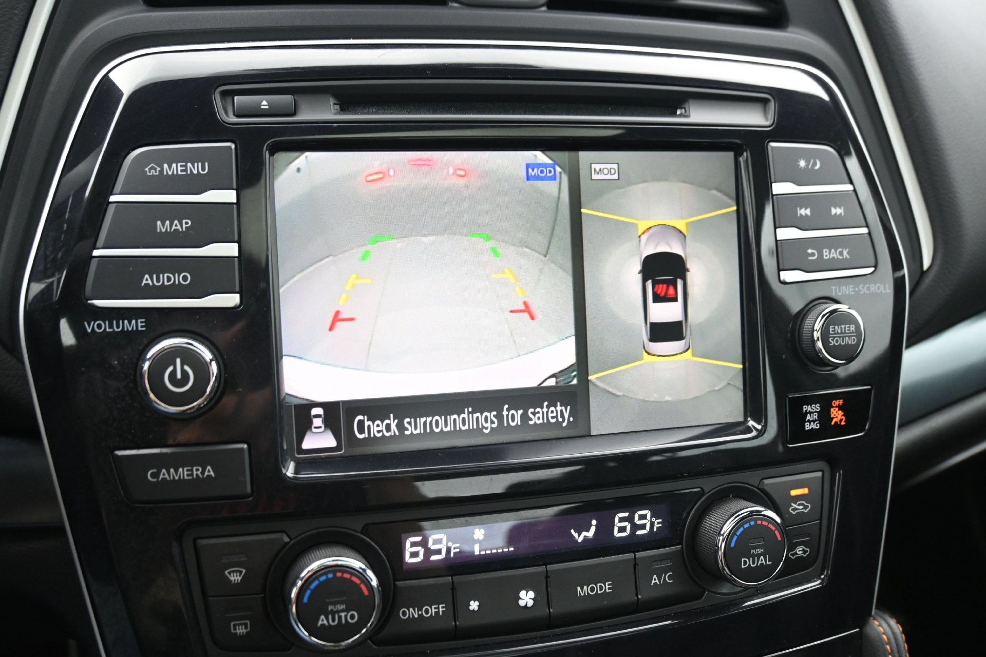 Used 2021 Nissan Maxima SR FWD image 21