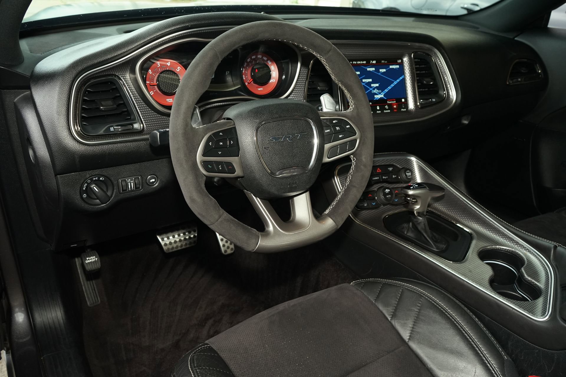 Used 2019 Dodge Challenger SRT Hellcat Redeye image 8