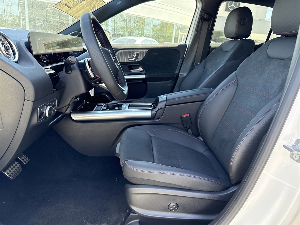 New 2025 Mercedes-Benz GLA 250 image 11