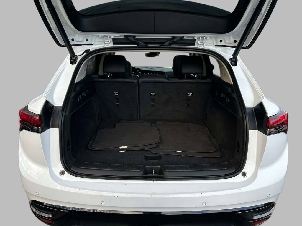 Used 2023 Buick Envision Essence w/ Sport Touring Package image 14