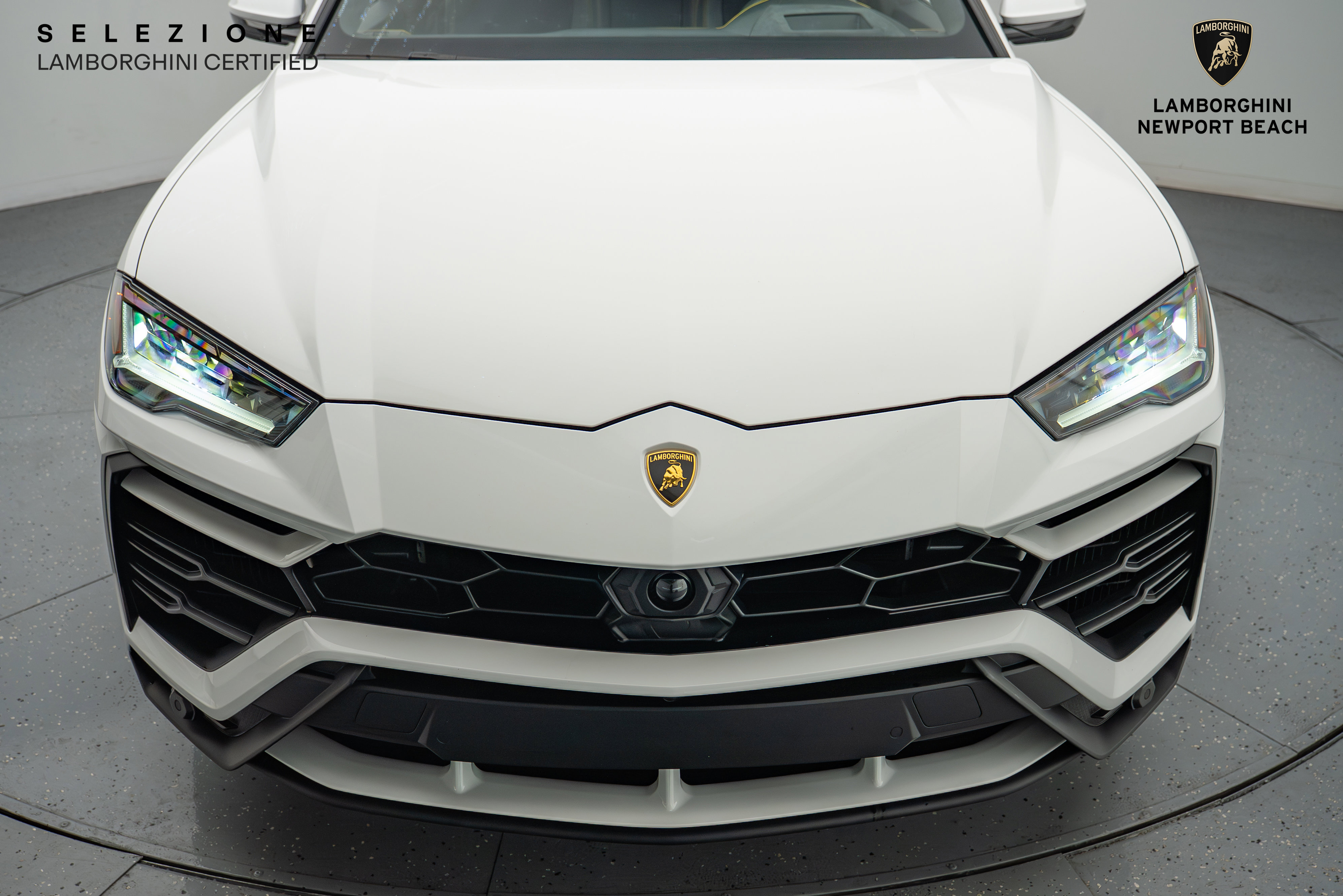 Used 2022 Lamborghini Urus image 9