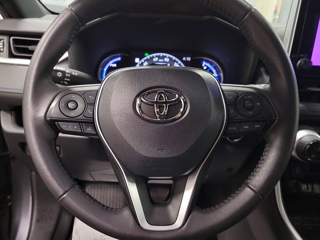 Used 2023 Toyota RAV4 SE AWD/4WD image 18