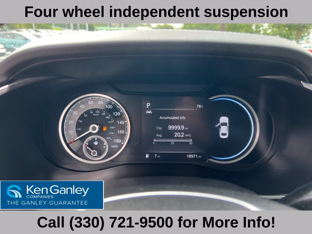 Used 2023 Genesis G70 2.0T AWD/4WD image 29