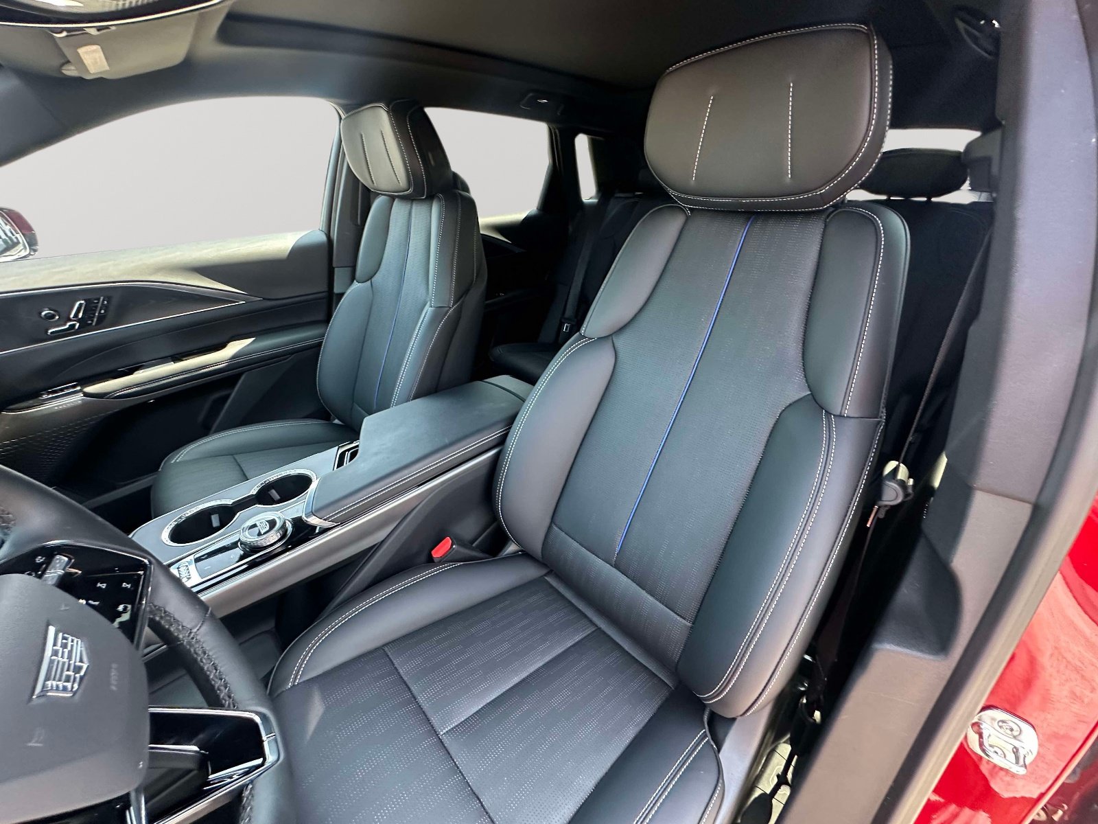 Certified 2025 Cadillac Lyriq Luxury RWD image 23