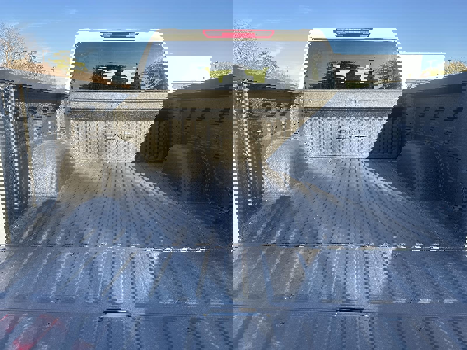 Used 2025 GMC Sierra 1500 AT4 image 32