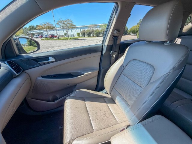 Used 2021 Hyundai Tucson Limited w/ Cargo Package FWD image 16