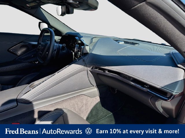 Used 2025 Chevrolet Corvette Stingray Preferred Conv w/ Stealth Interior Trim Package RWD image 32