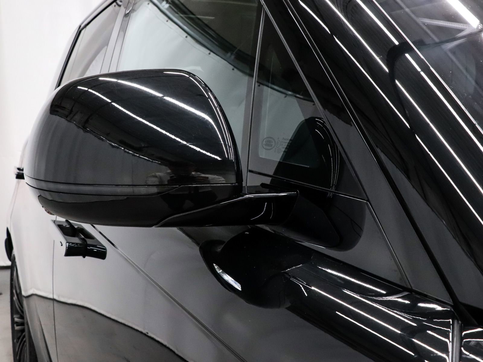 Used 2023 Land Rover Range Rover SE image 54