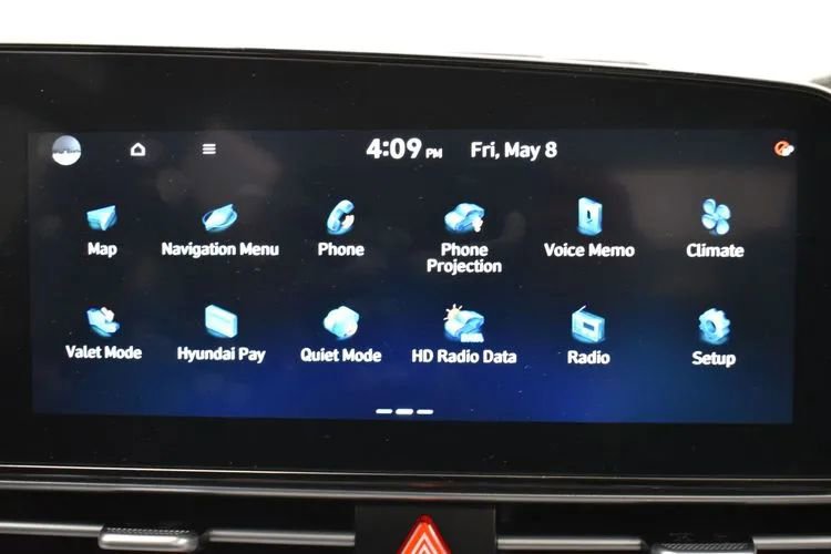 Used 2025 Hyundai Elantra SEL FWD image 31
