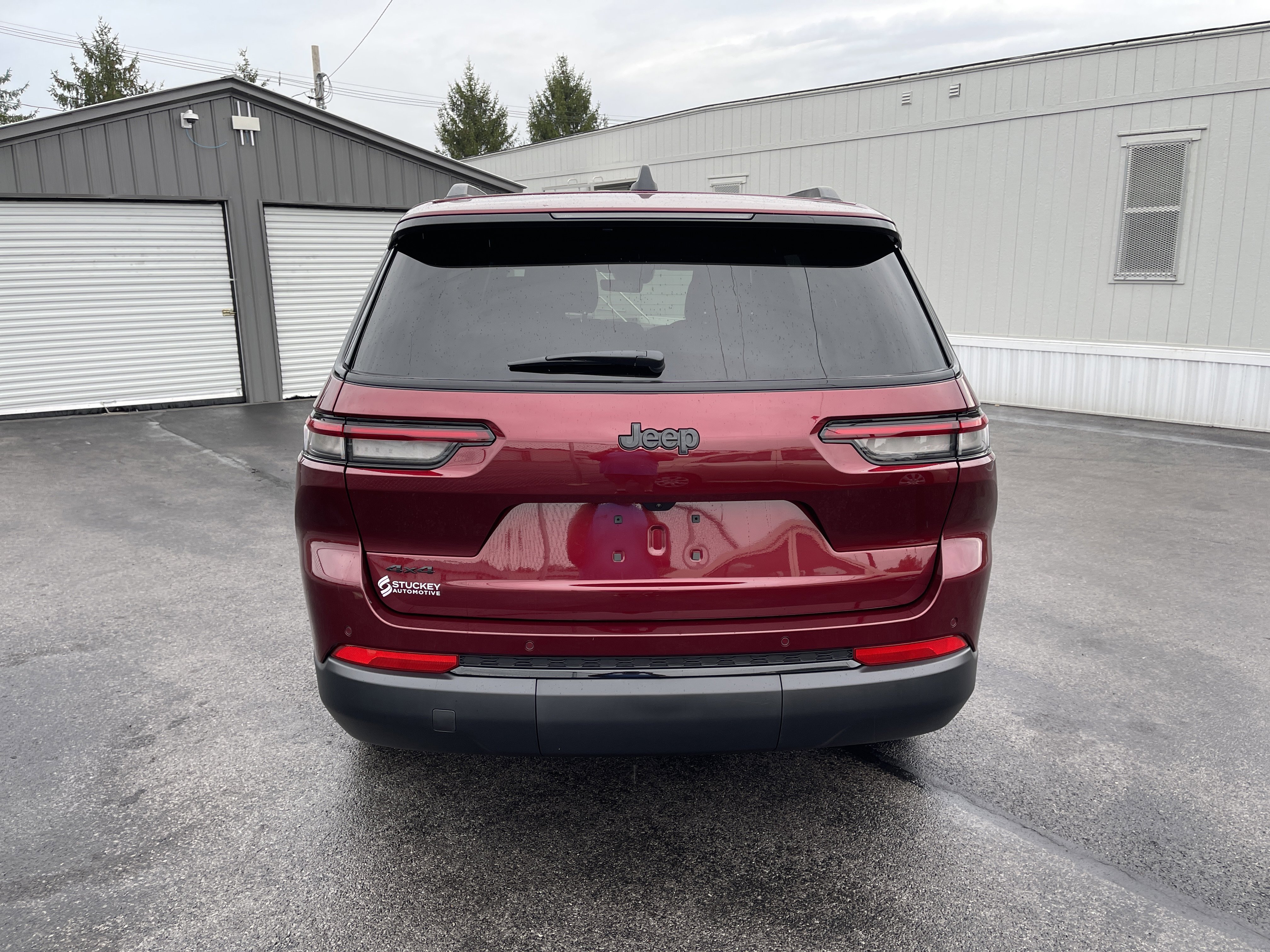 New 2025 Jeep Grand Cherokee L Altitude image 4