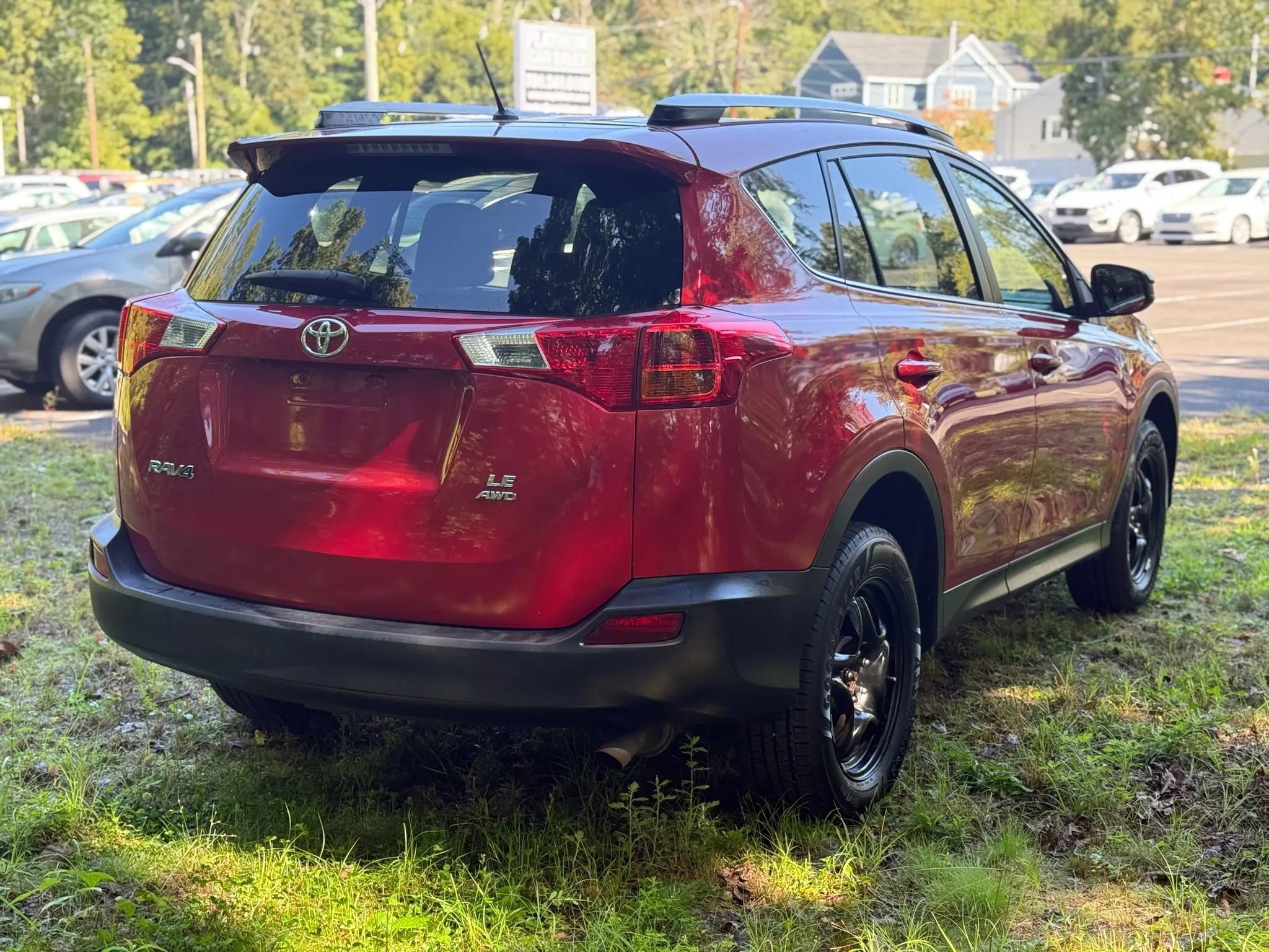 Used 2015 Toyota RAV4 LE image 5