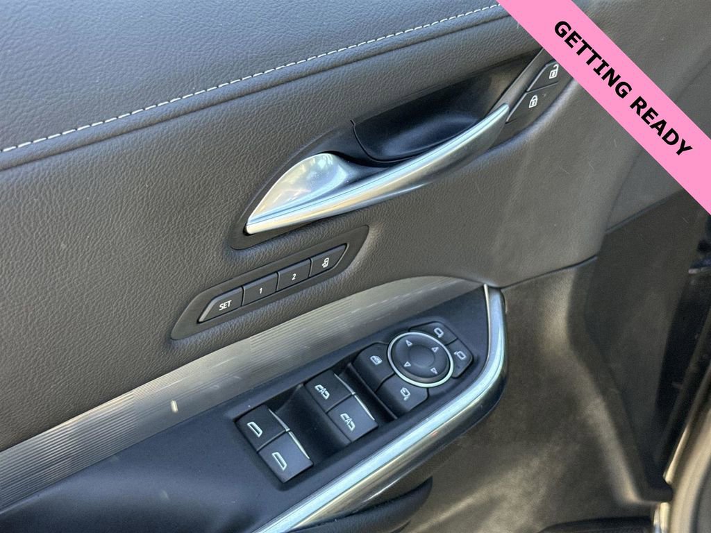 Used 2024 Cadillac XT4 Premium Luxury image 21