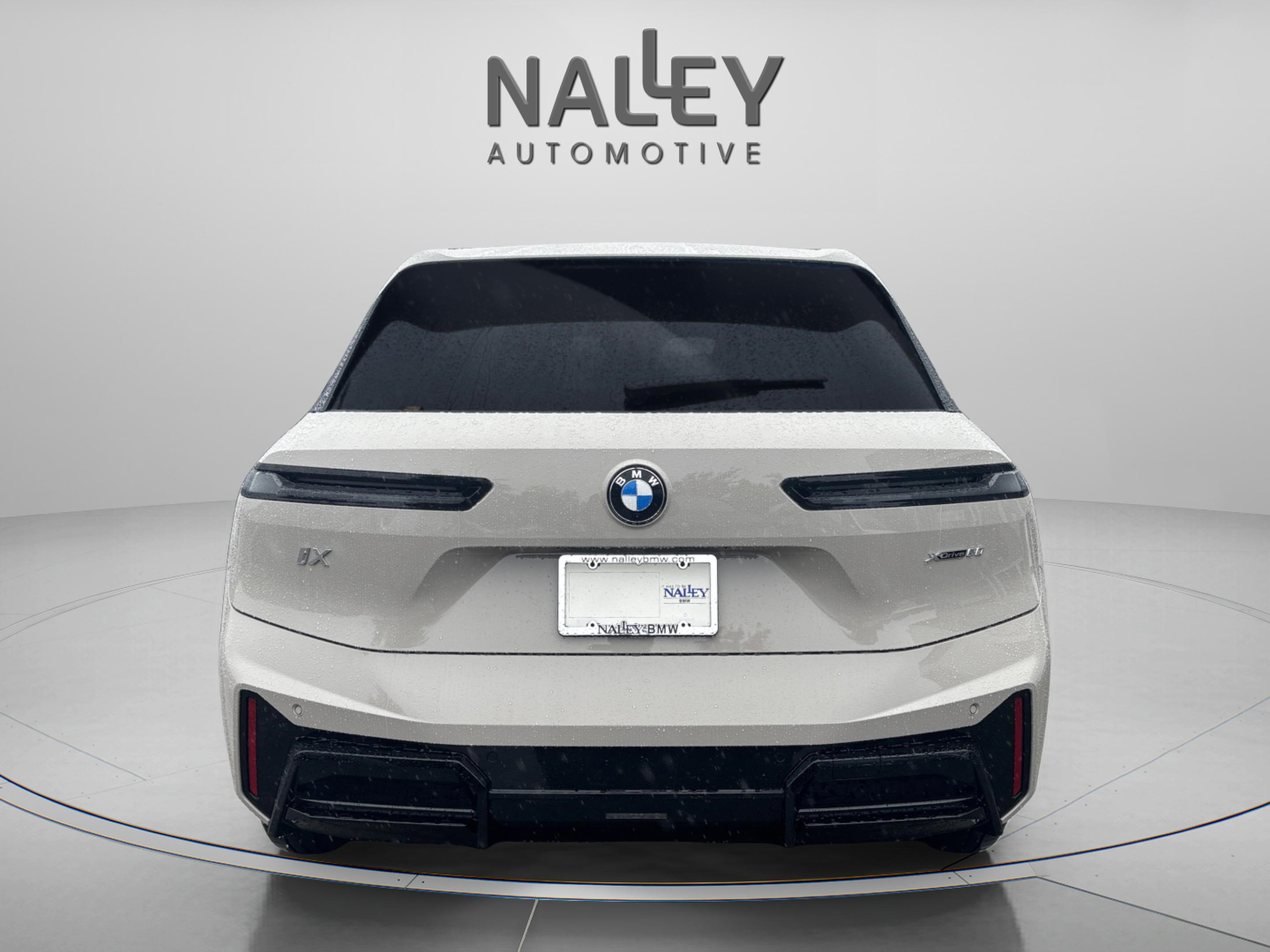 New 2026 BMW iX xDrive60 w/ M Sport Package image 3