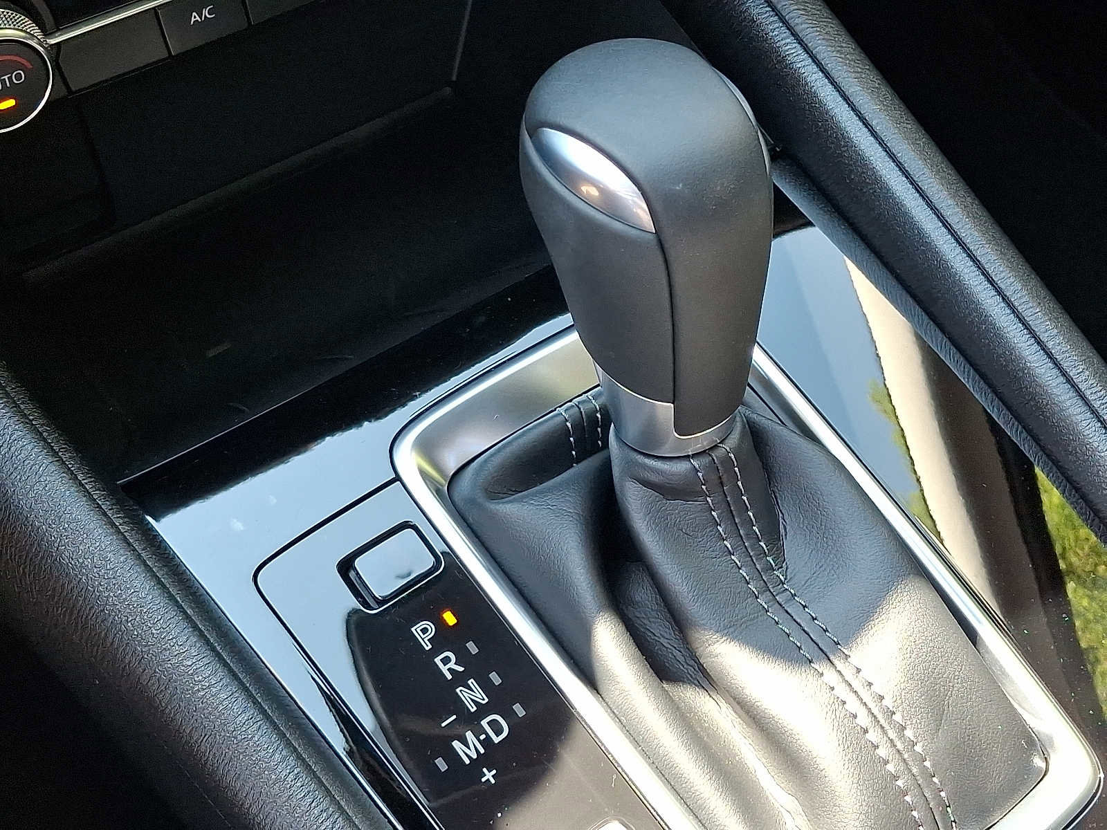 Used 2025 MAZDA CX-5 AWD 2.5 S w/ Preferred Package image 15