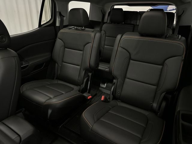 Used 2021 GMC Acadia AT4 w/ Technology Package AWD/4WD image 28