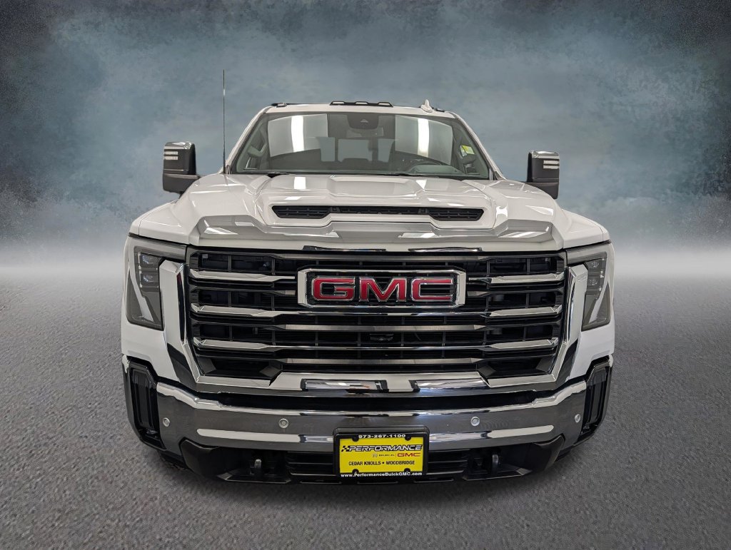 Used 2024 GMC Sierra 3500 SLT w/ SLT Convenience Package AWD/4WD image 2