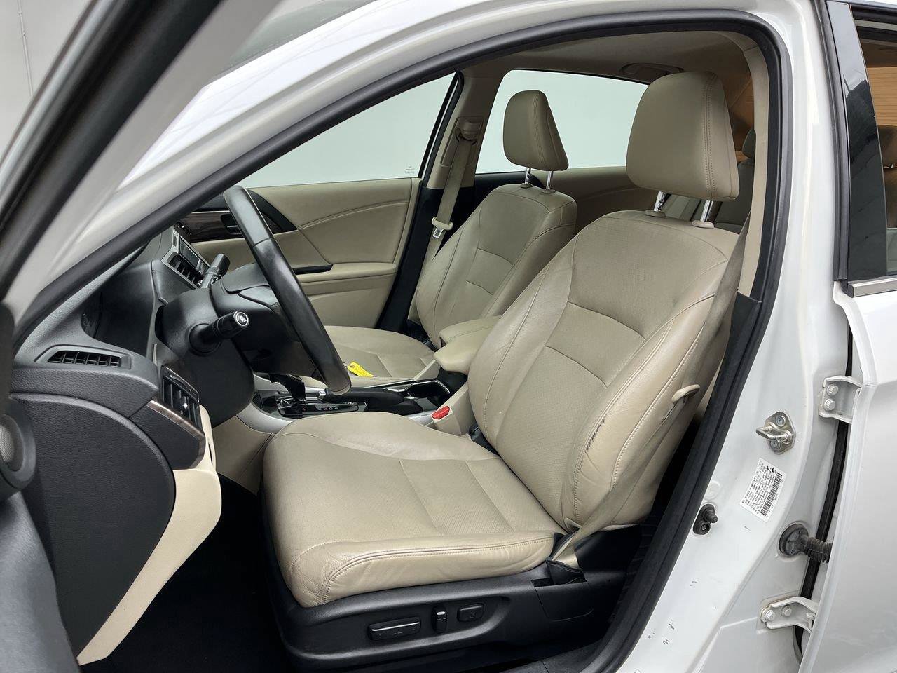 Used 2017 Honda Accord Touring image 10