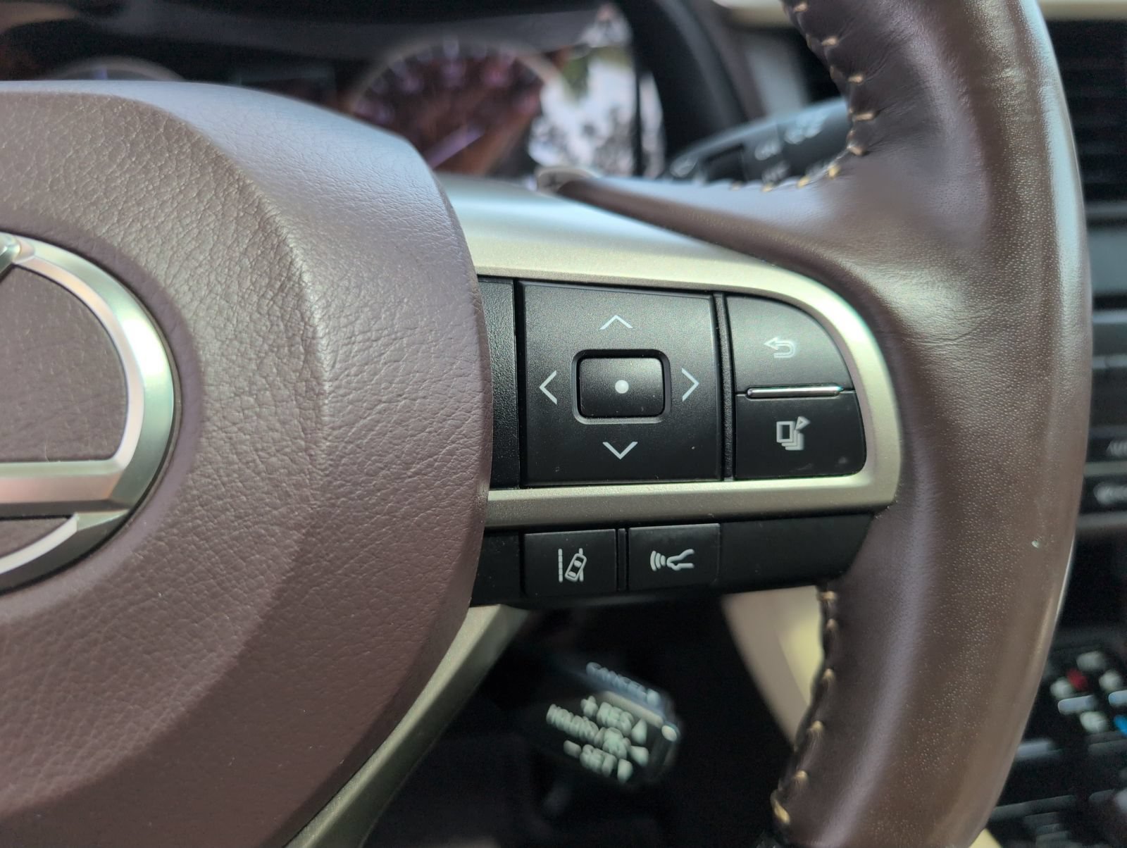 Certified 2020 Lexus RX 350 AWD w/ Luxury Package image 12