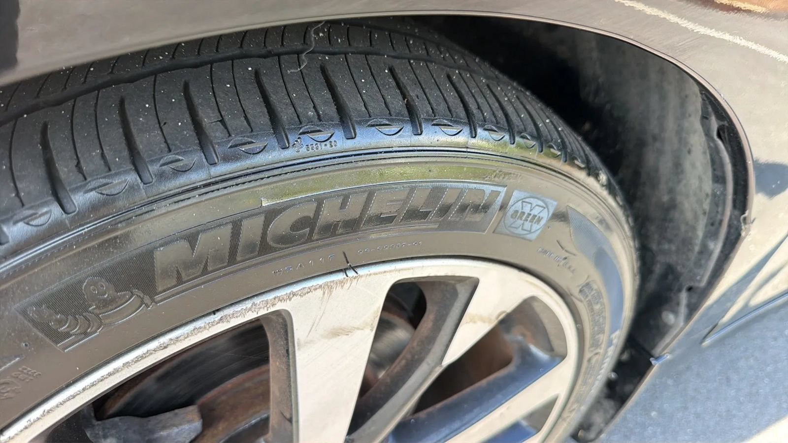 Used 2018 Nissan Altima 2.5 SR FWD image 12