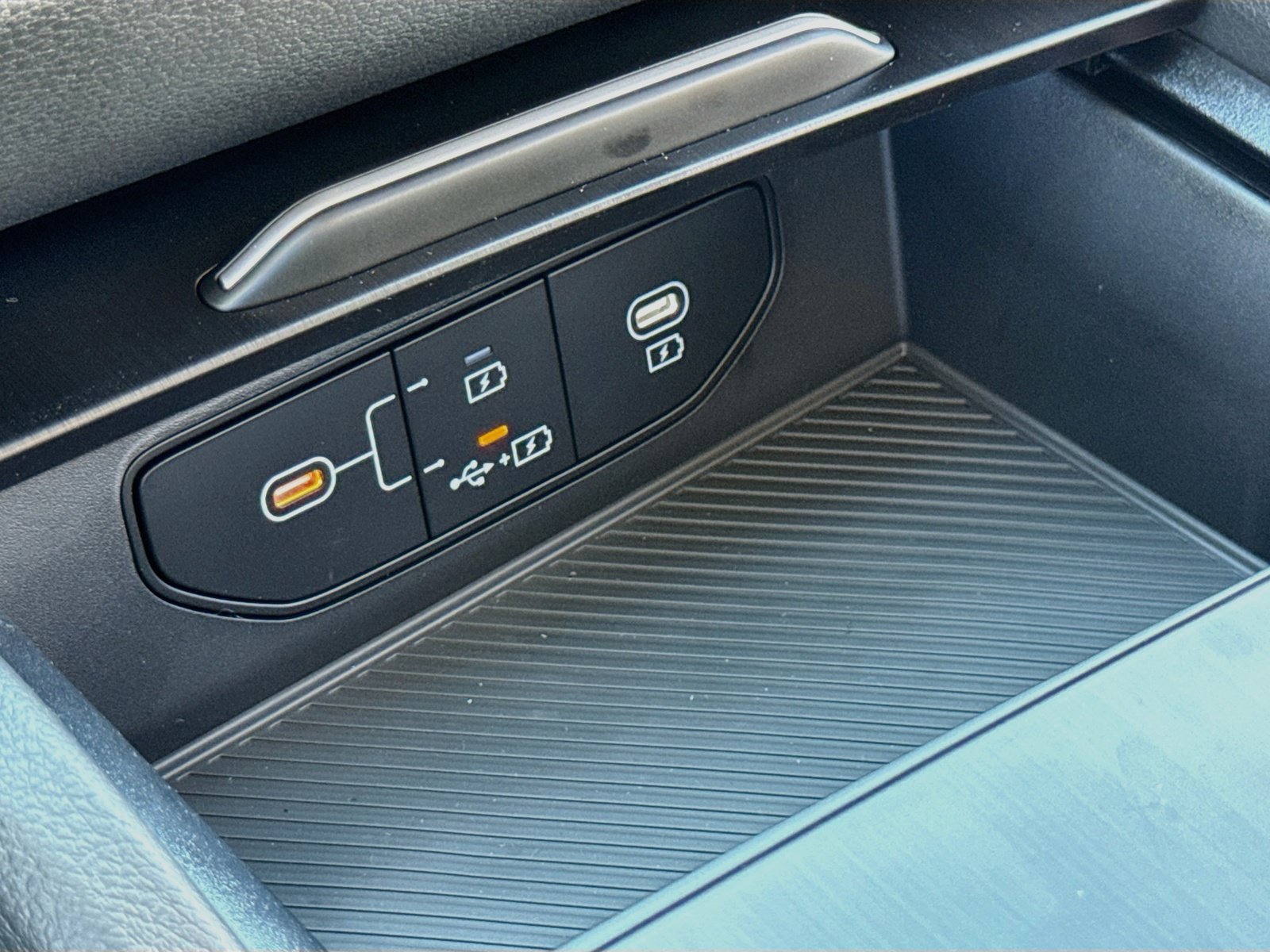 New 2027 Kia Sportage S FWD image 12