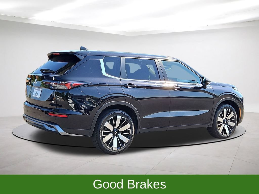 Used 2025 Mitsubishi Outlander SE AWD/4WD image 6