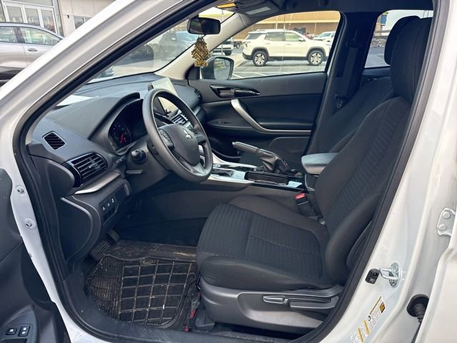 Used 2024 Mitsubishi Eclipse Cross AWD image 20