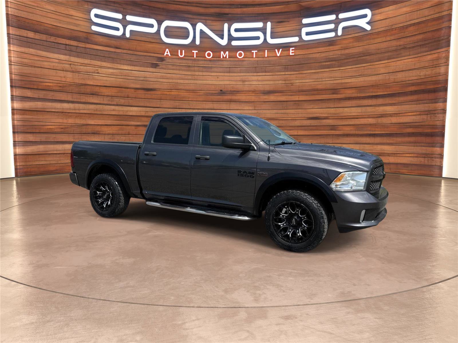 Used 2014 RAM 1500 Express AWD/4WD image 9
