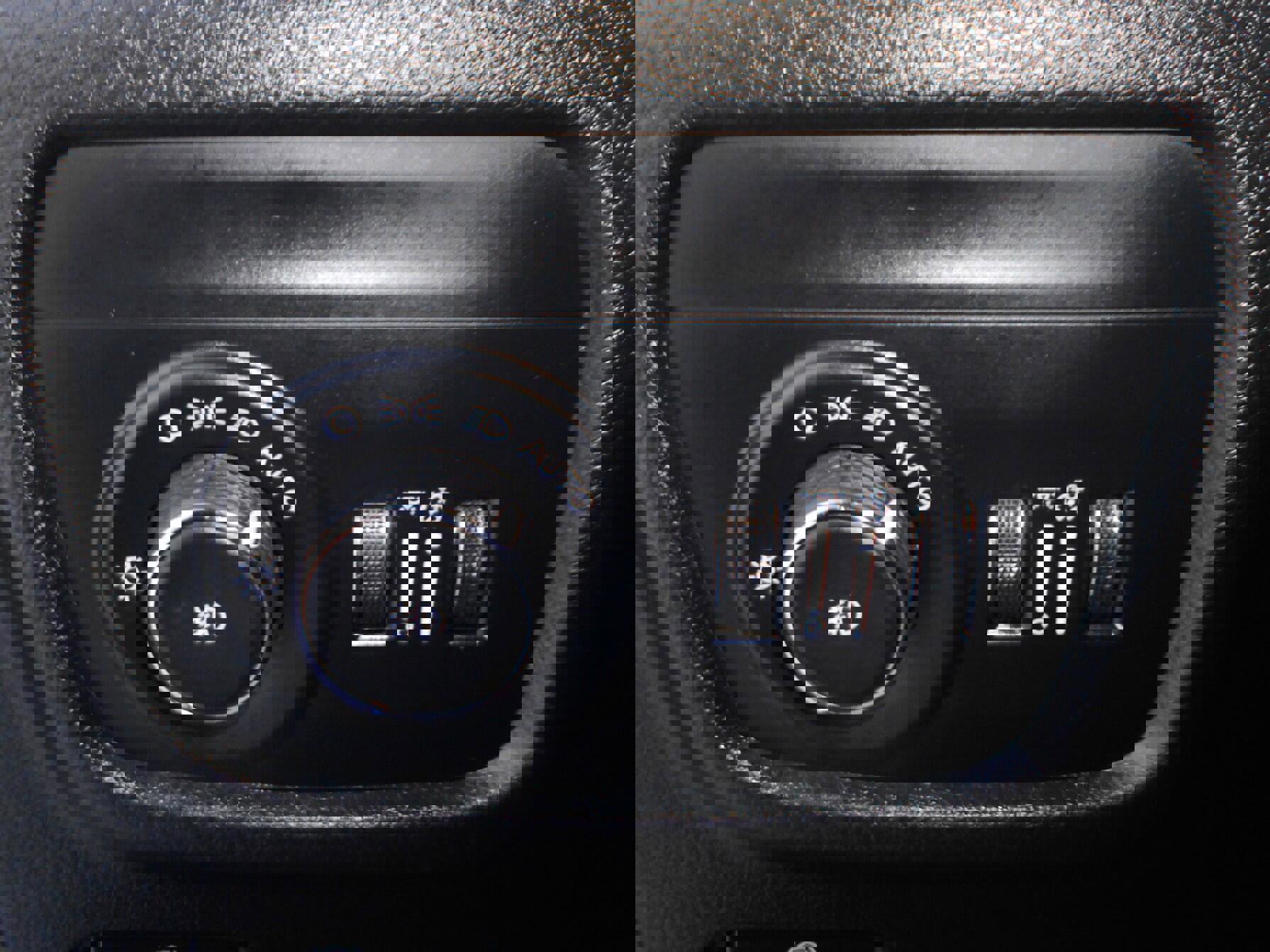 Certified 2024 Jeep Grand Cherokee Limited w/ Black Appearance Package image 16