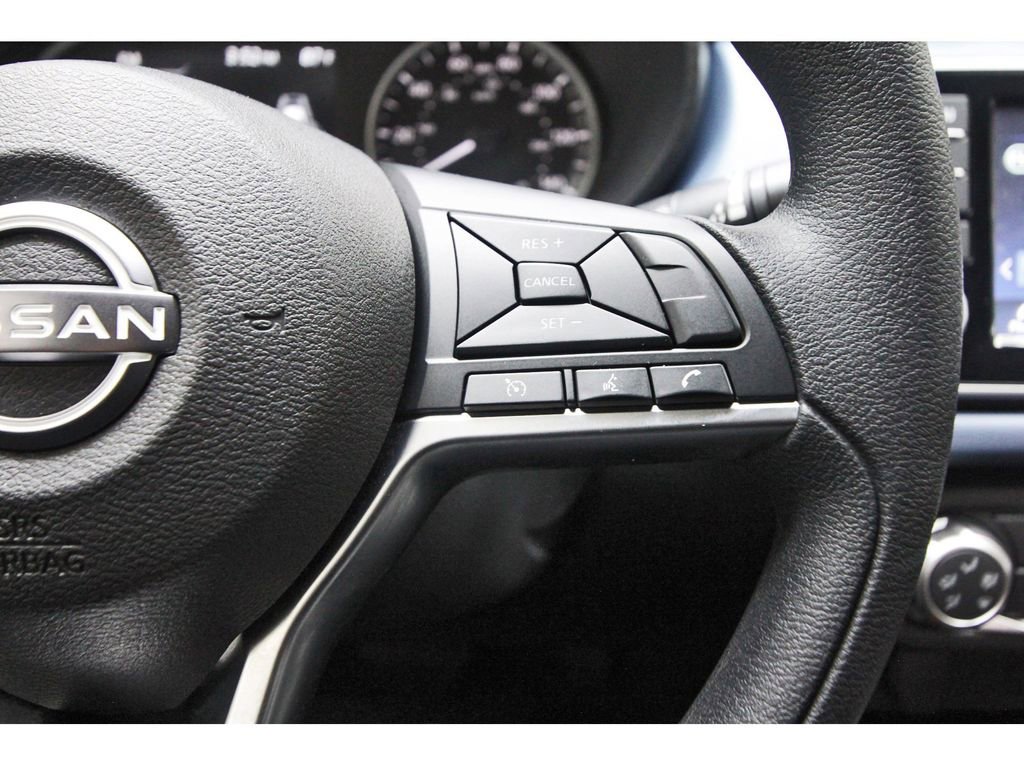 Used 2025 Nissan Versa SV w/ Trunk Package image 15