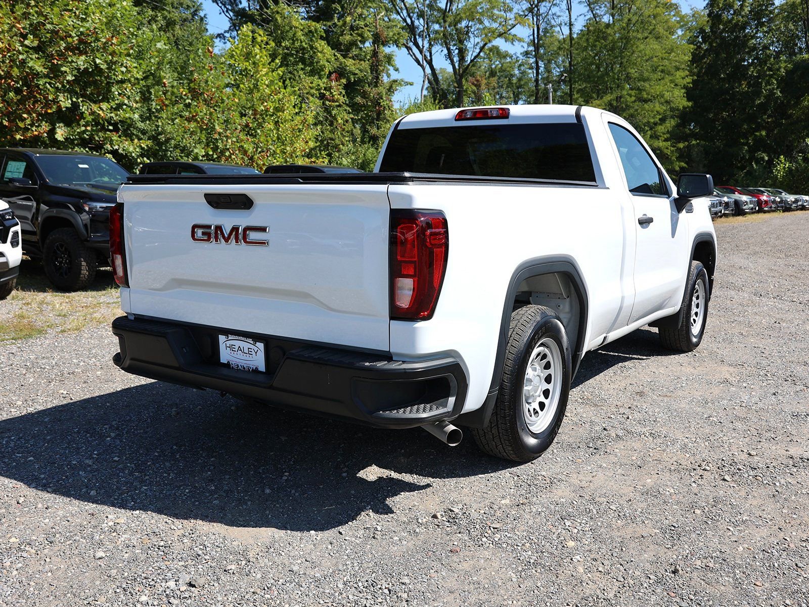 Used 2024 GMC Sierra 1500 Pro w/ Convenience Package image 12