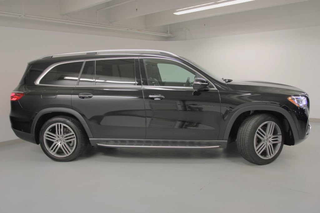 Certified 2026 Mercedes-Benz GLS 450 4MATIC image 6