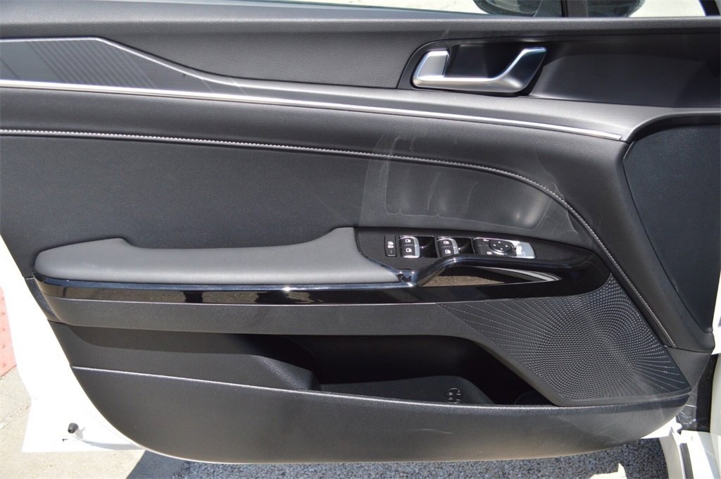 Used 2025 Kia K5 GT-Line image 26