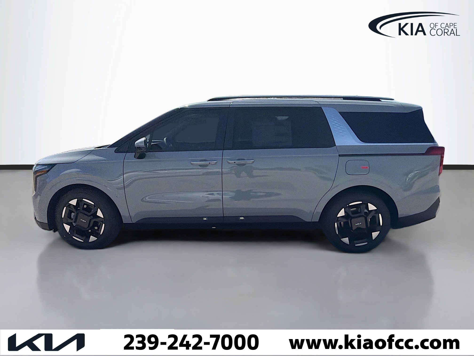 New 2026 Kia Carnival EX image 2