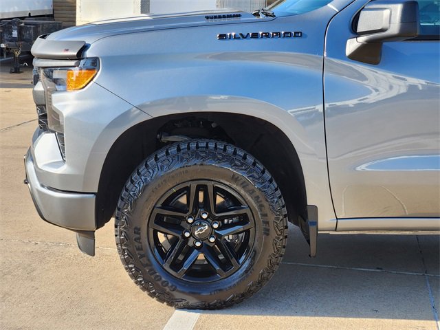 Used 2026 Chevrolet Silverado 1500 Custom w/ Turbomax Blackout Package RWD image 15