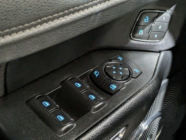 Used 2019 Ford Expedition Limited w/ Equipment Group 301A RWD image 26