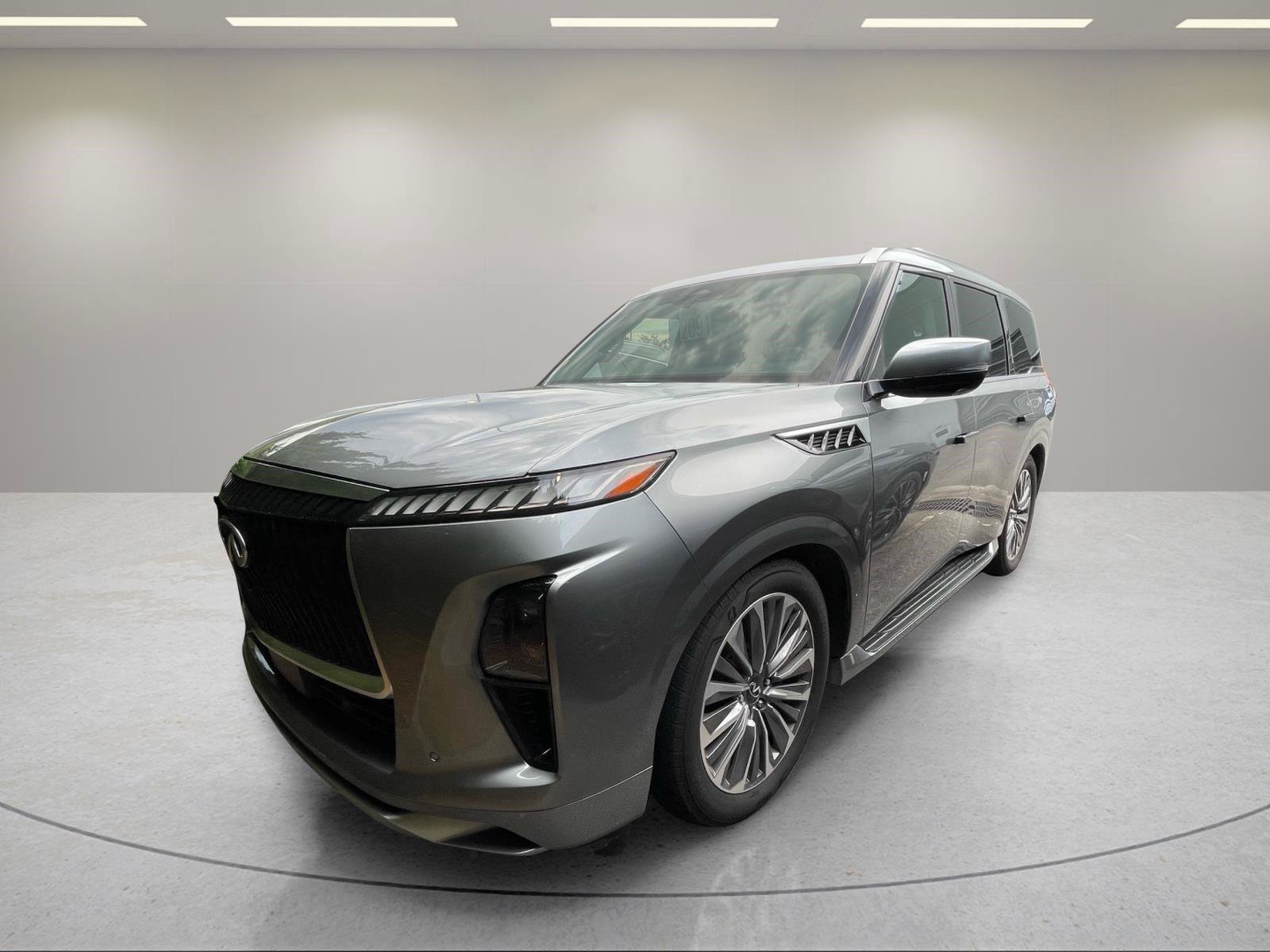 Used 2025 INFINITI QX80 Sensory AWD/4WD image 11
