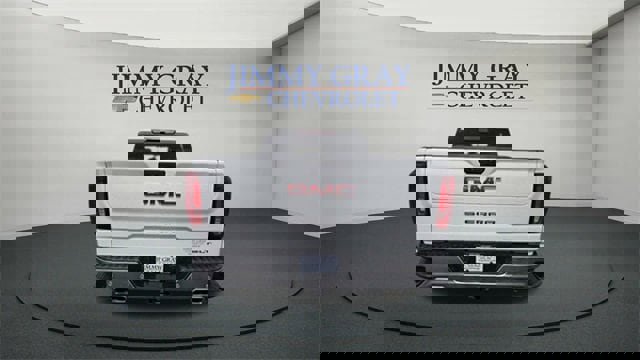 Used 2021 GMC Sierra 1500 SLT image 4