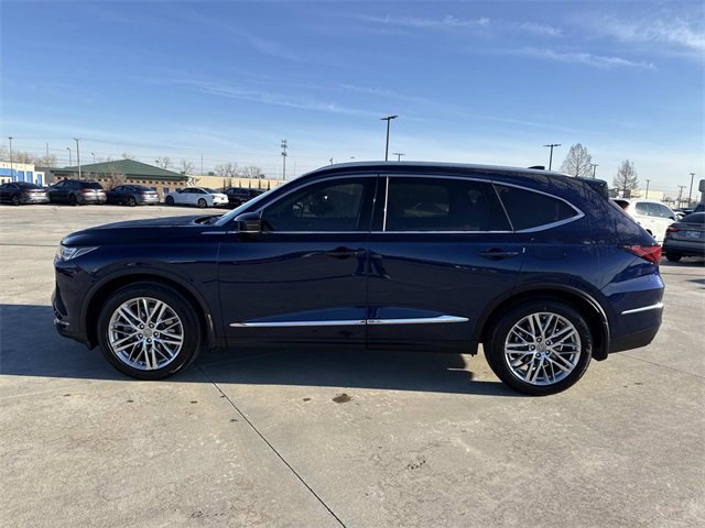 Used 2023 Acura MDX SH-AWD w/ Advance Package image 4
