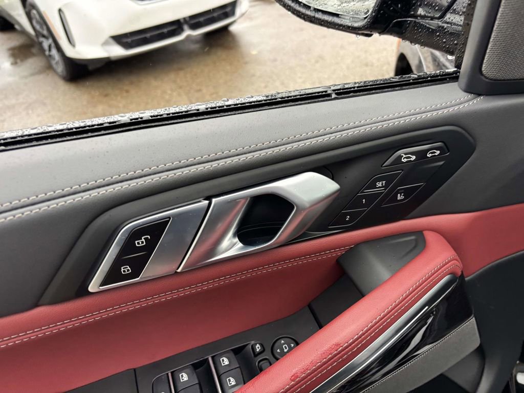 New 2026 BMW X6 xDrive40i image 12