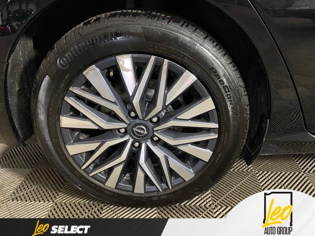 Used 2024 Nissan Altima 2.5 SV FWD image 27