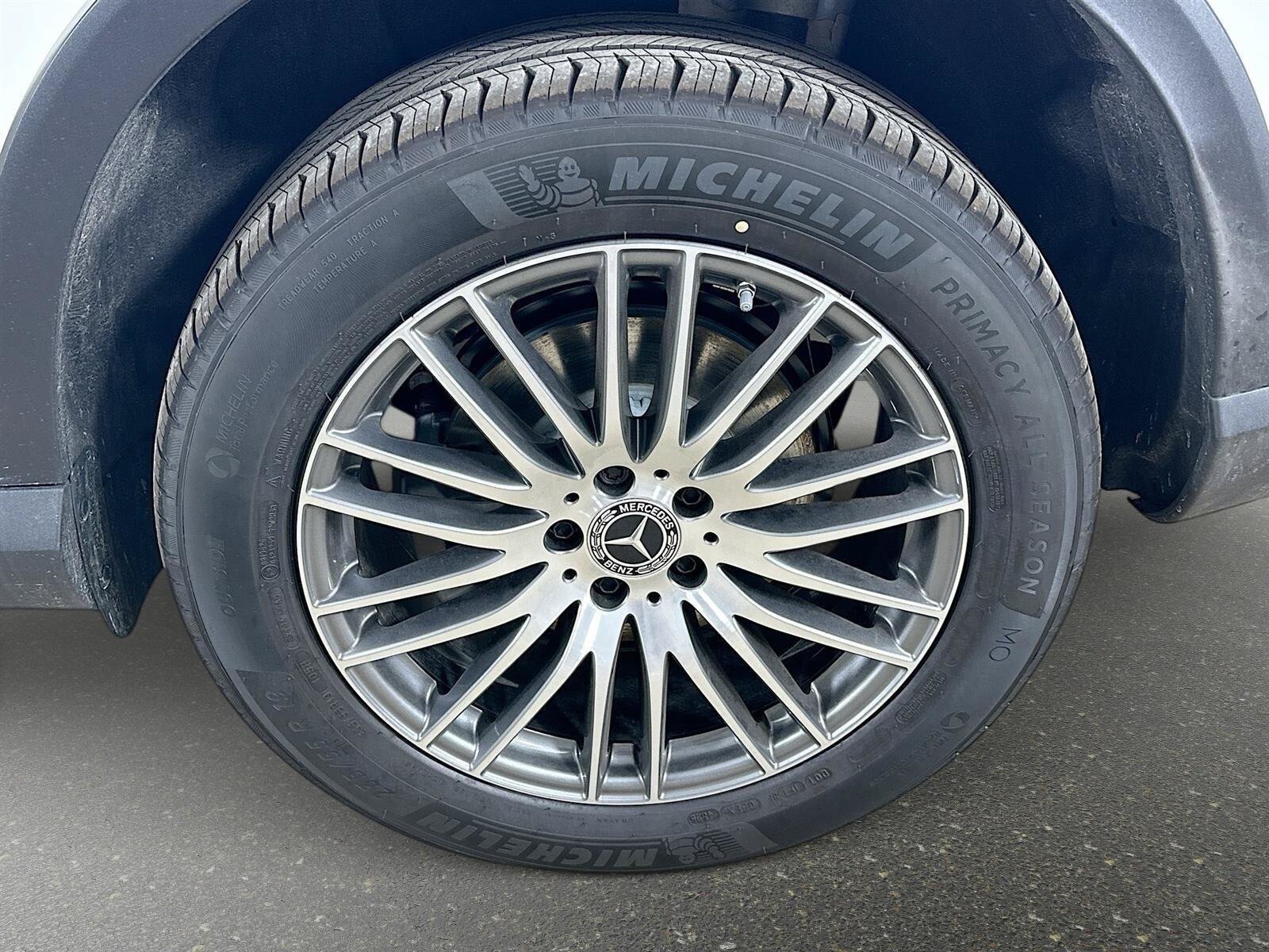 Used 2026 Mercedes-Benz GLC 300 4MATIC image 42