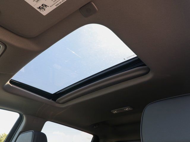 New 2025 GMC Sierra 1500 Denali w/ Denali Reserve Package image 18