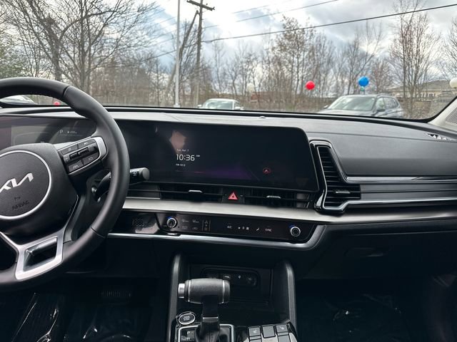 Used 2025 Kia Sportage EX image 20