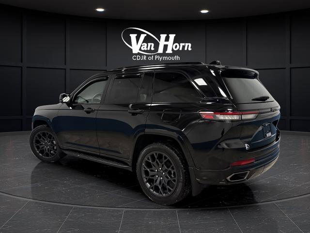 Used 2025 Jeep Grand Cherokee Summit w/ Obsidian Package image 3