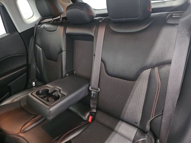 Used 2019 Jeep Compass Trailhawk image 34