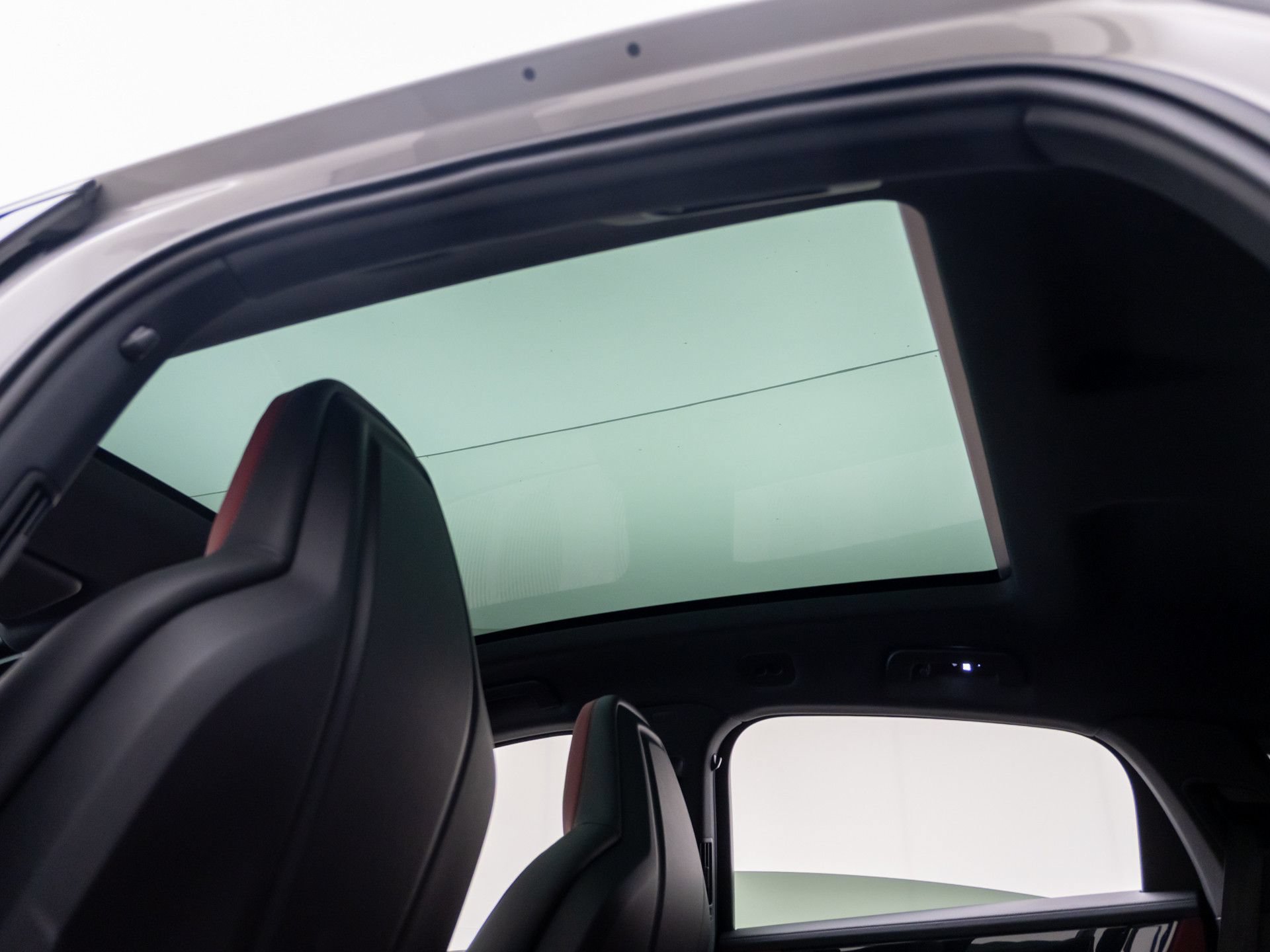 New 2026 Porsche Cayenne Coupe AWD/4WD image 18