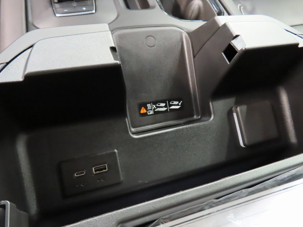 Used 2025 GMC Sierra 2500 AT4X image 73