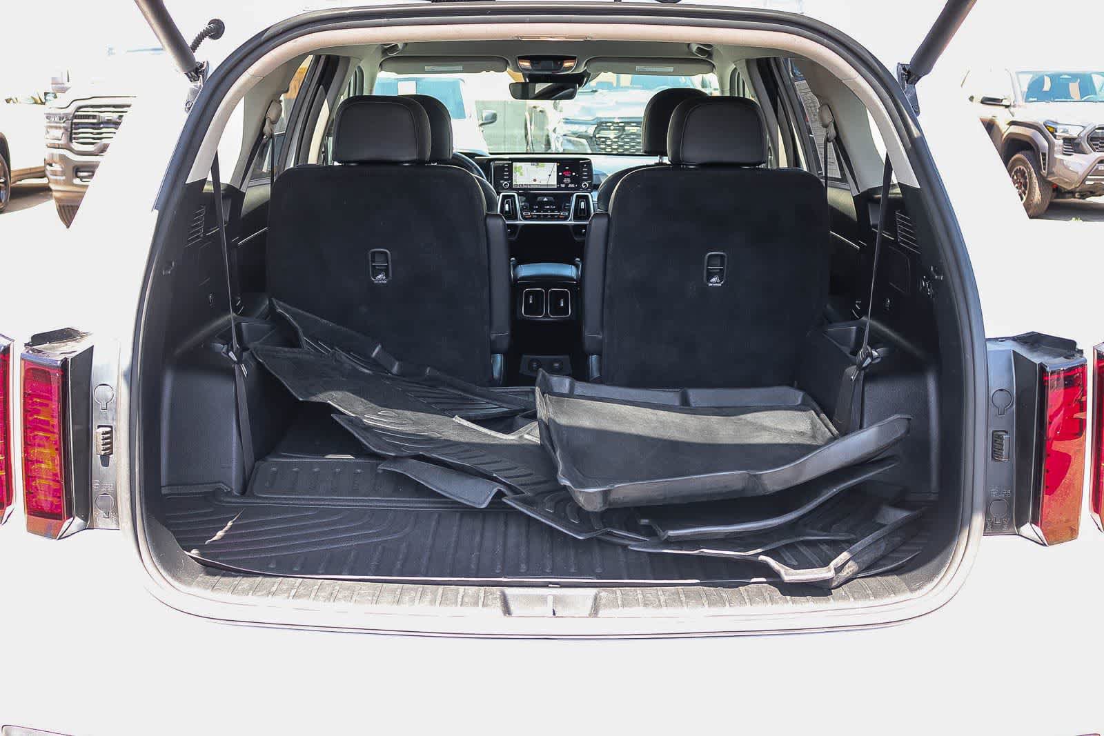 Used 2023 Kia Sorento EX AWD/4WD image 25