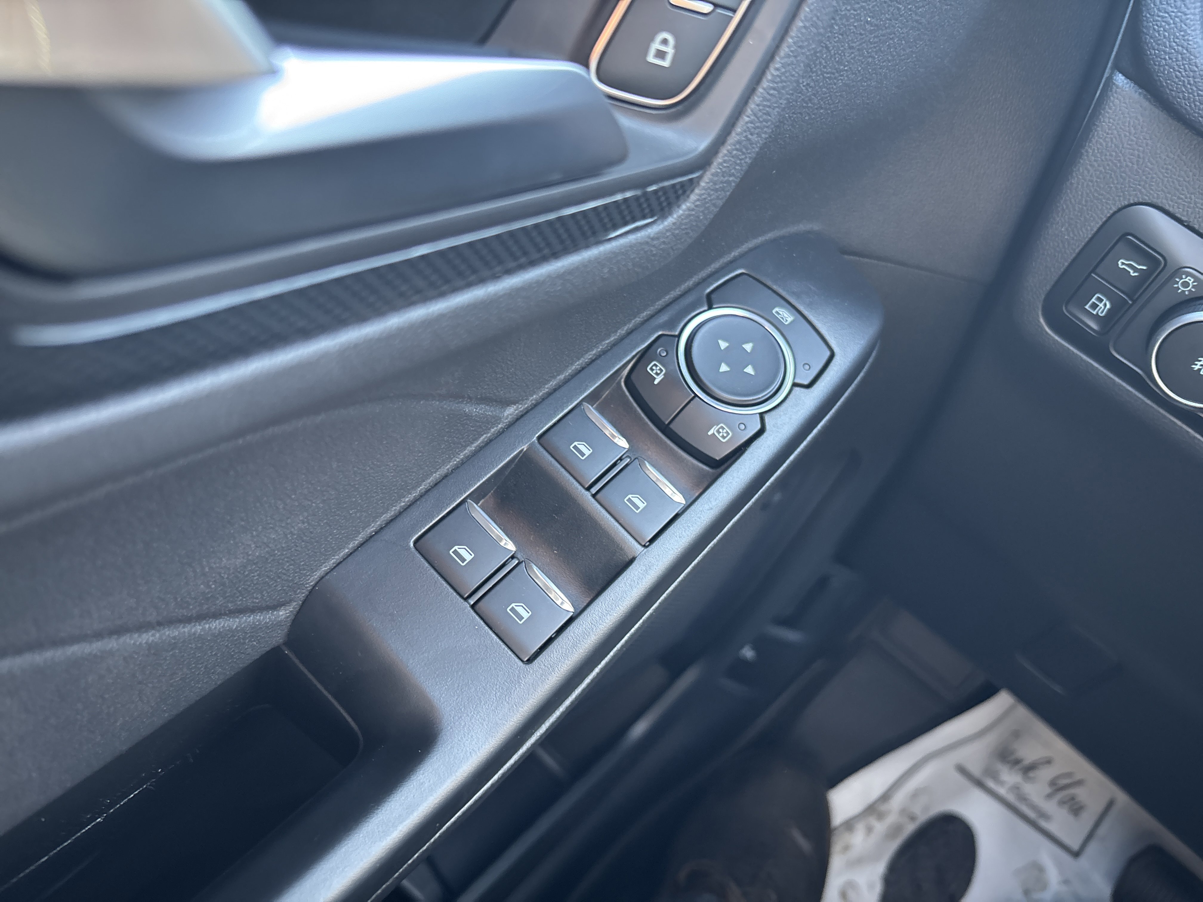 New 2026 Ford Escape ST-Line Select image 17